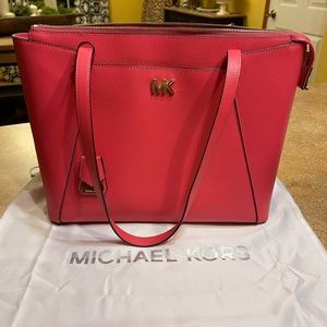 Michael Michael Kors Pink Tote